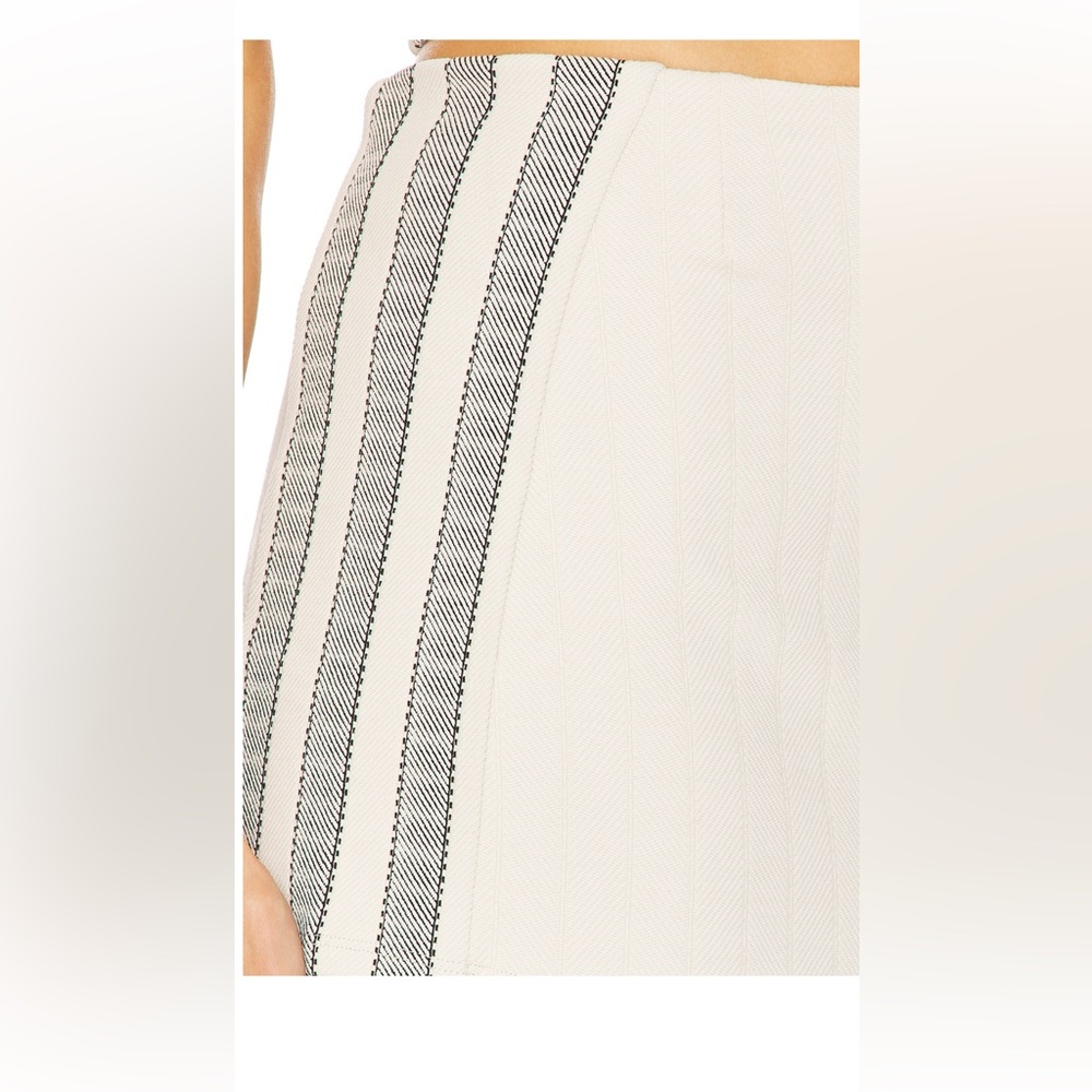 Felicity Skirt in Dune Stripe - Picture 6 of 9